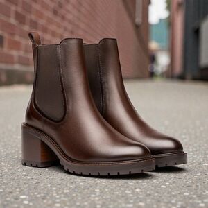 NIB SIZE 8 Thursday Boot Company Women’s Knockout Chocolate Leather Ankle Boots